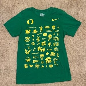 Womens size Small Nike Athletic cut Oregon Ducks t-shirt $20